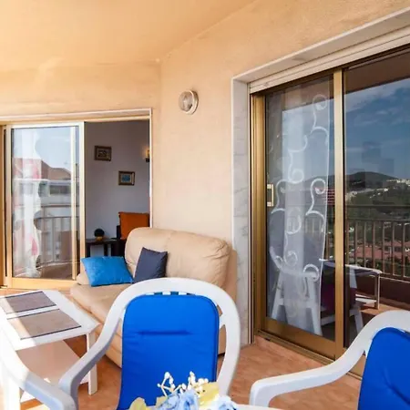 , Beach, Centre ,balcony With Seaview, For 4 Persons * Fuengirola