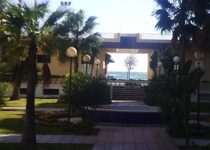 , Beach, Centre ,balcony With Seaview, For 4 Persons Апартаменты