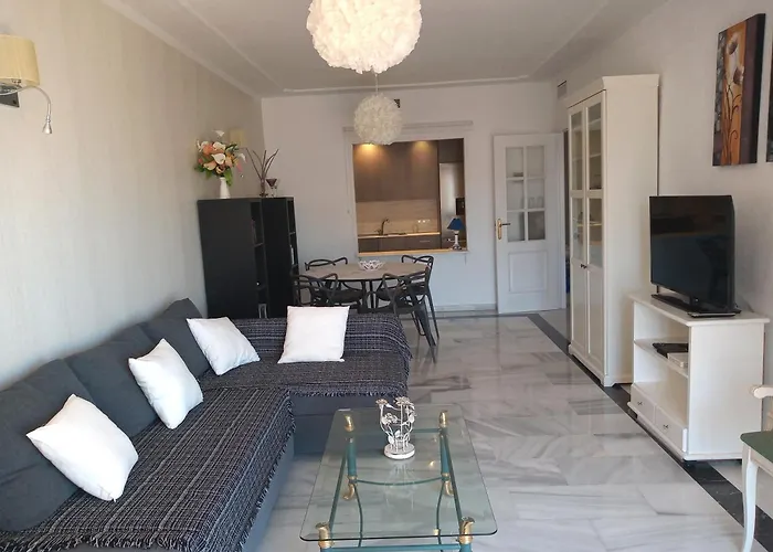 , Beach, Centre ,balcony With Seaview, For 4 Persons Апартаменты *