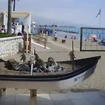 , Beach, Centre ,balcony With Seaview, For 4 Persons * فوينخيرولا